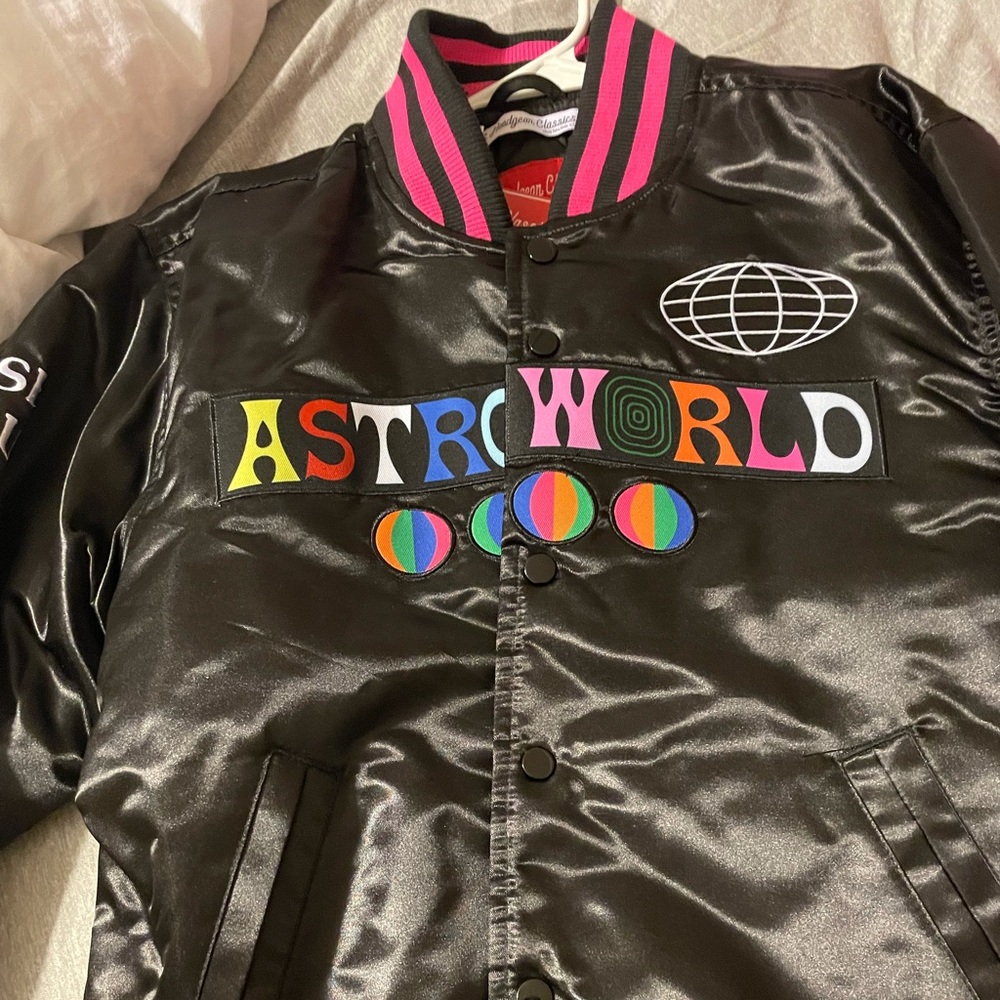 ASTRO WORLD COAT